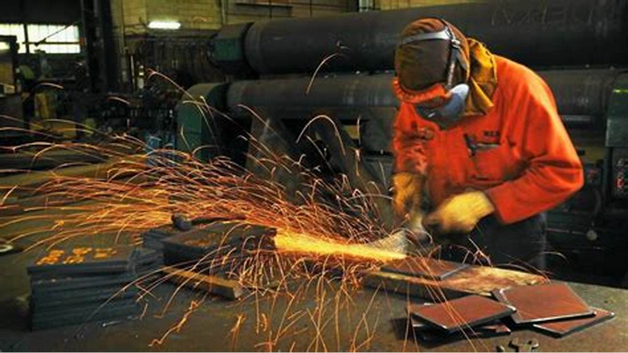 Por sobrecosto de acero despiden a trabajadores