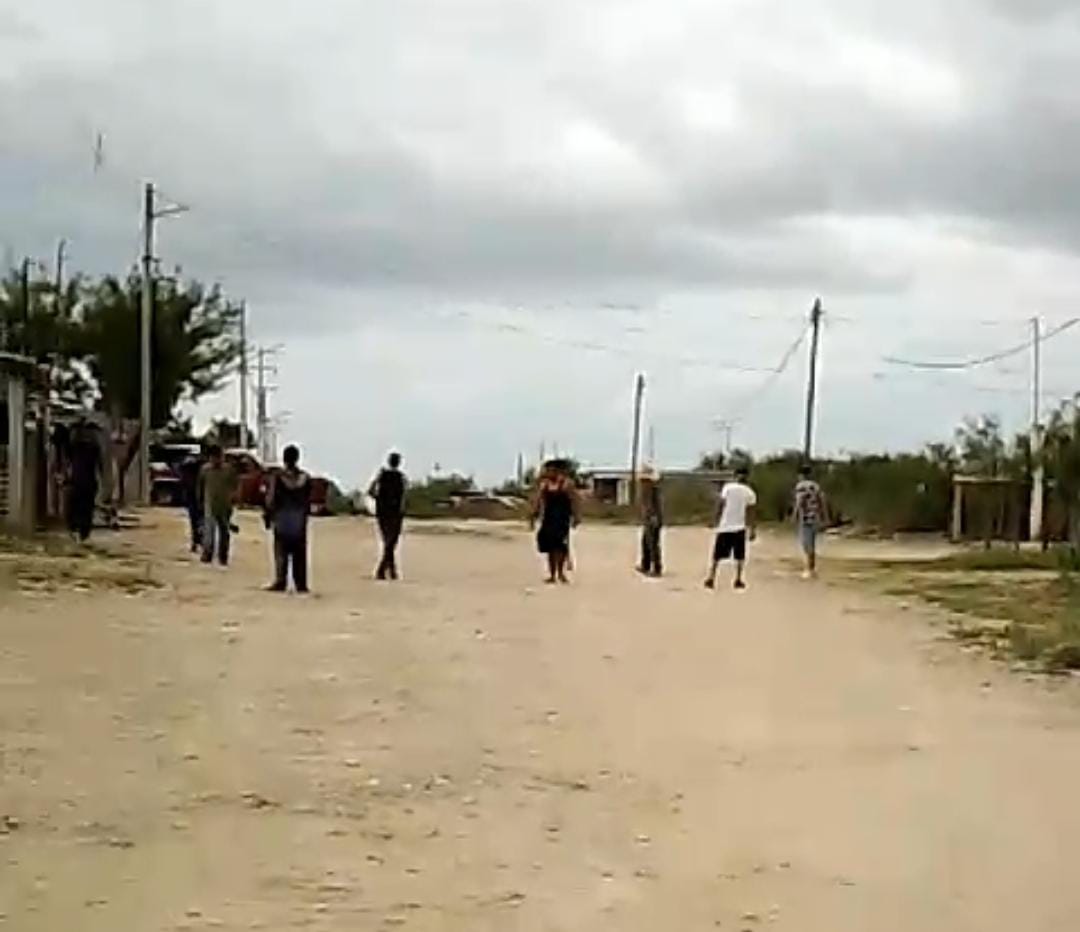 Riñen “soldados” de anexo con adictos