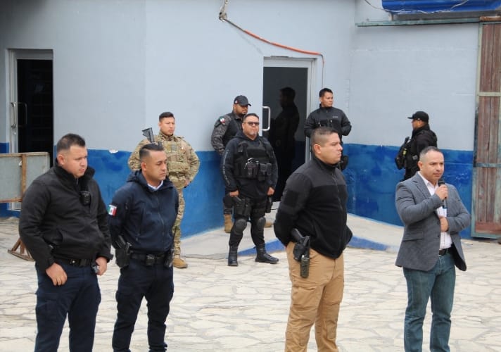 Reacomoda mandos Director de Policía