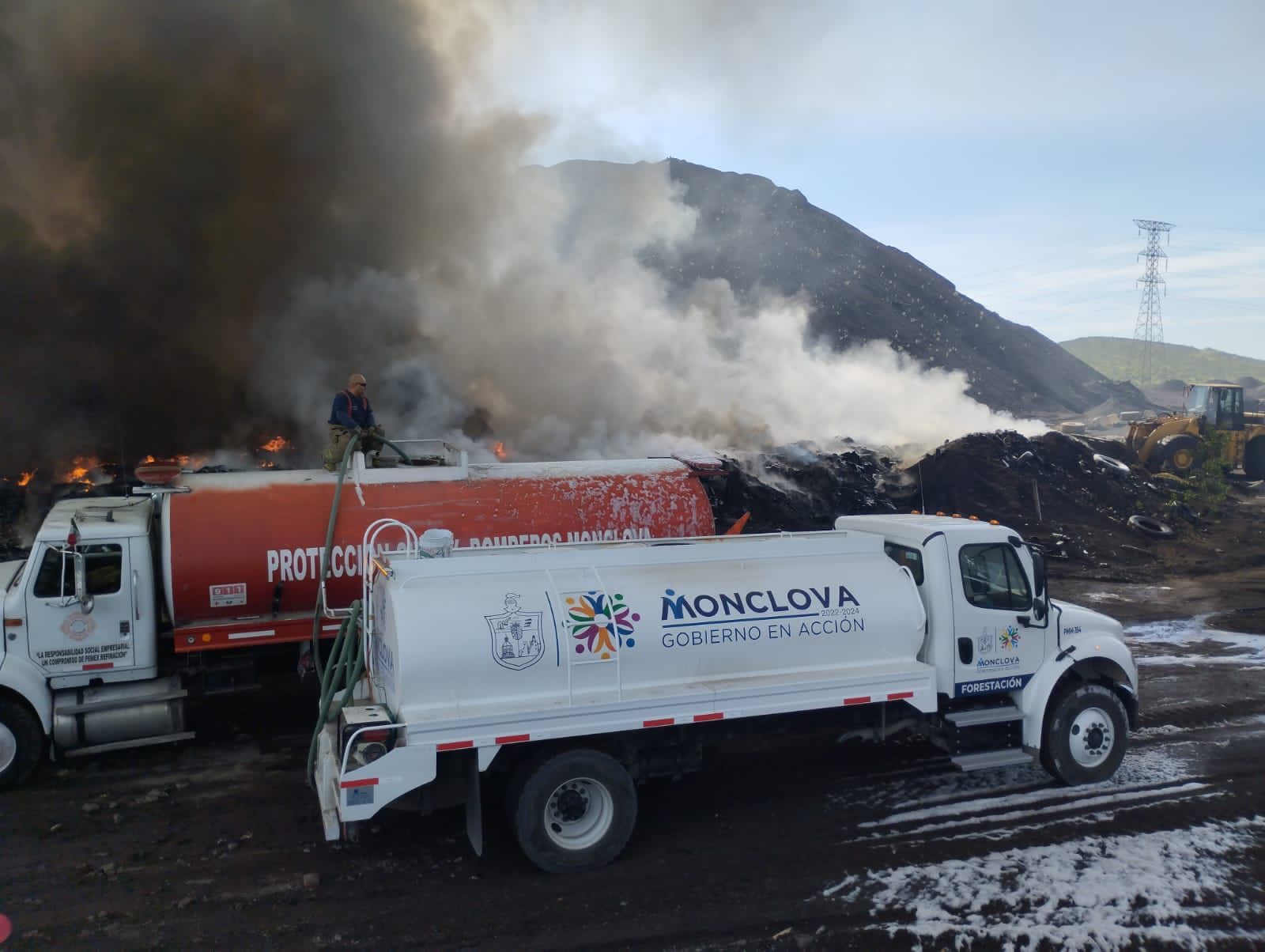 Equipo del Municipio crucial ante el incendio