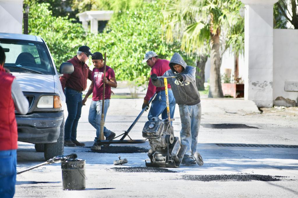 Entorpecen las lluvias campaña de bacheo