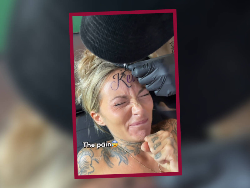 ¿Todo por amor? Mujer se tatúa el nombre de su novio… ¡En la frente!; la ‘tunden’ en redes