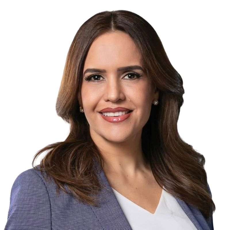 Deja Clara Luz cargo; se apunta por Senado