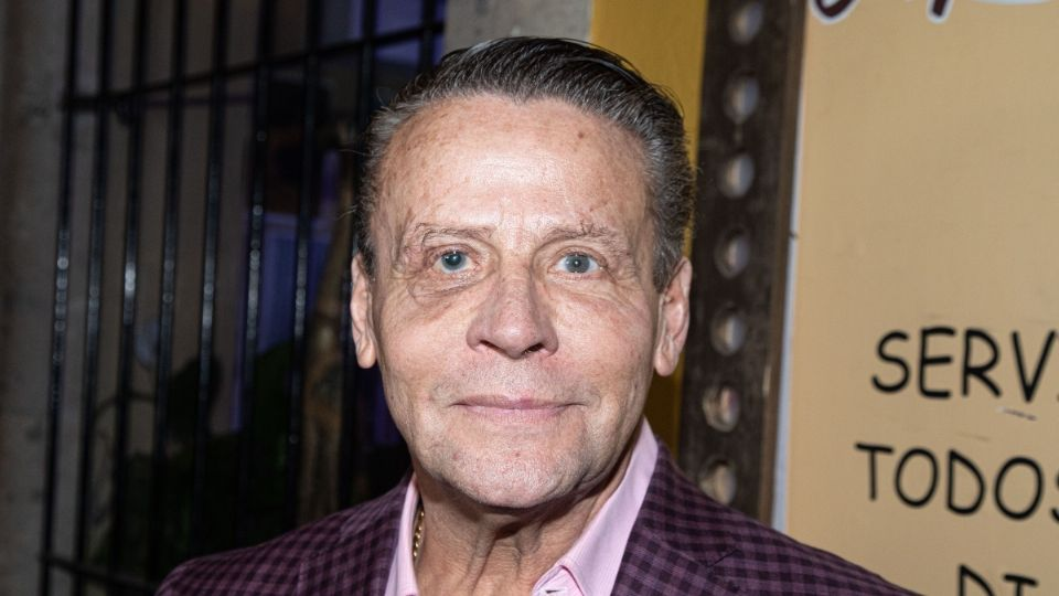Alfredo Adame estrena rostro tras «arreglitos» y pretende reducirse una parte de su cuerpo