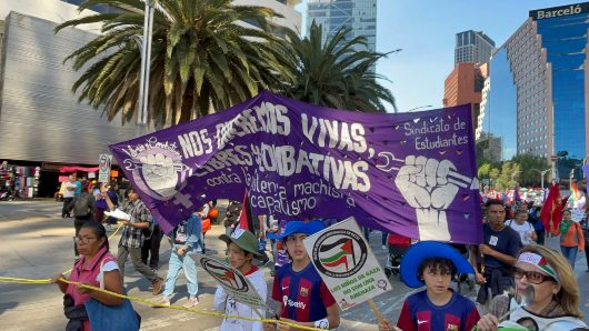 25N 2023: Marchan y hacen pintas en CDMX en contra de la violencia a mujeres