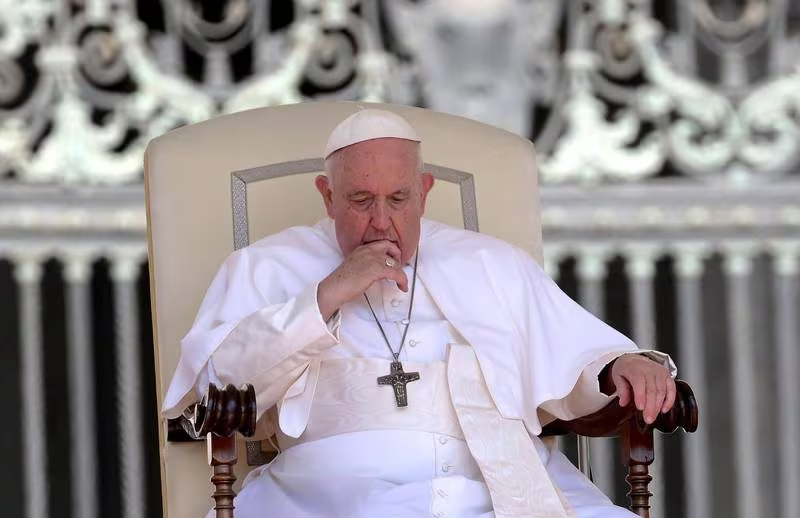 Papa Francisco se encuentra ‘mejor’ y sin fiebre tras problema de inflamación pulmonar