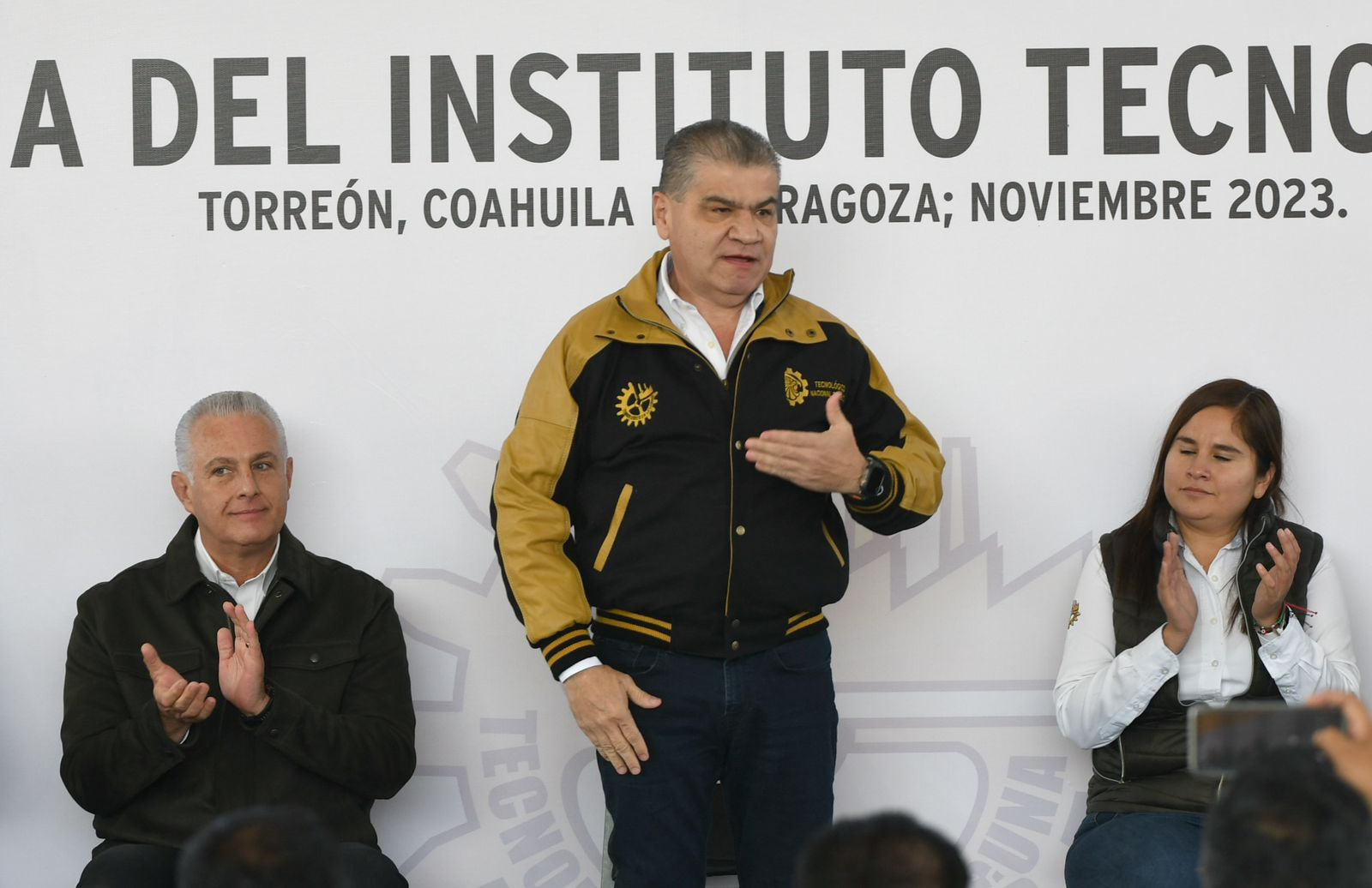 CON INVERSIÓN DE 10 MDP, ENTREGA MARS VELARIA EN EL ITL