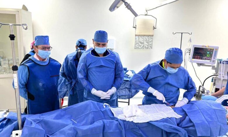 Realiza Salud Coahuila cateterismos en niños