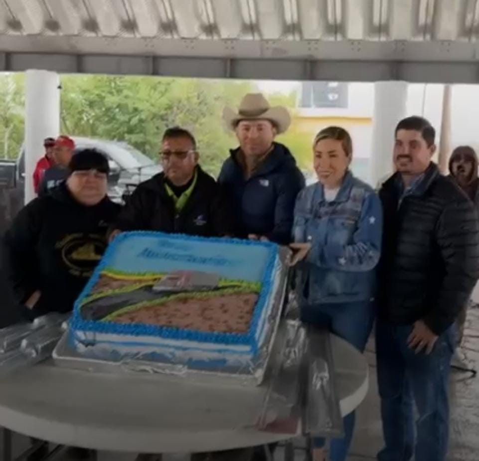 Festejan el Día del Trailero en Múzquiz