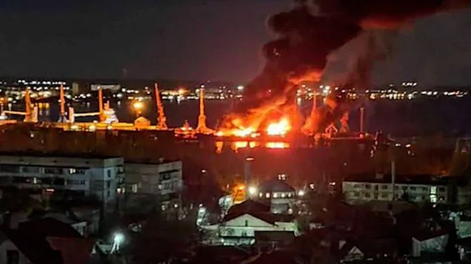Ucrania destruye un buque de guerra ruso en el Mar Negro