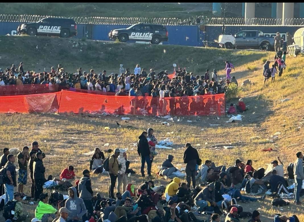 Suspenden paso del ferrocarril a Eagle Pass a partir del lunes por crisis migratoria