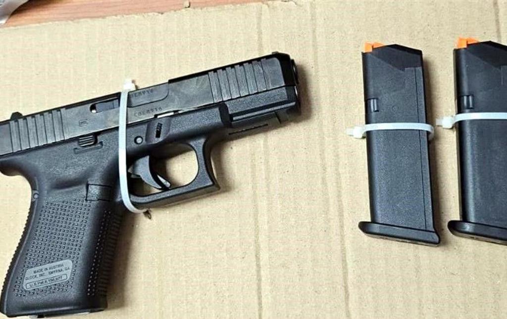 CAPTURAN A PISTOLERO ARMADO EN AUTOBÚS
