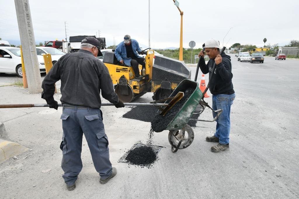 Meten acelerador a campaña de bacheo