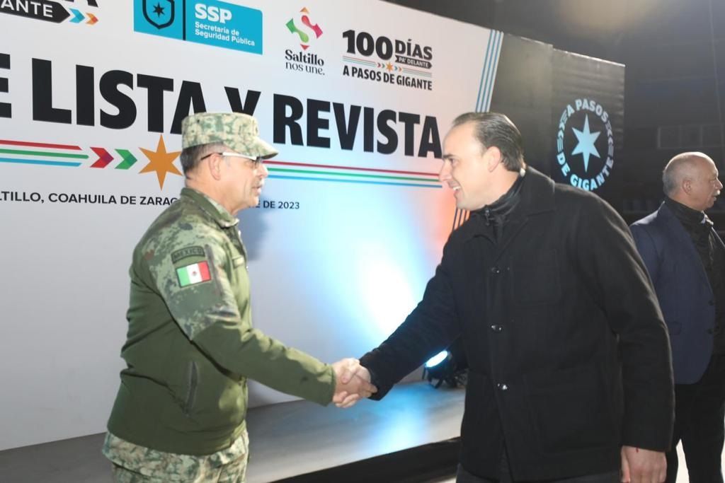 Anuncia Gobernador incentivos a policías