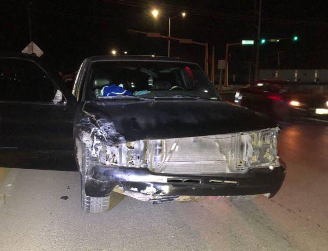 Se queda dormido al volante y choca