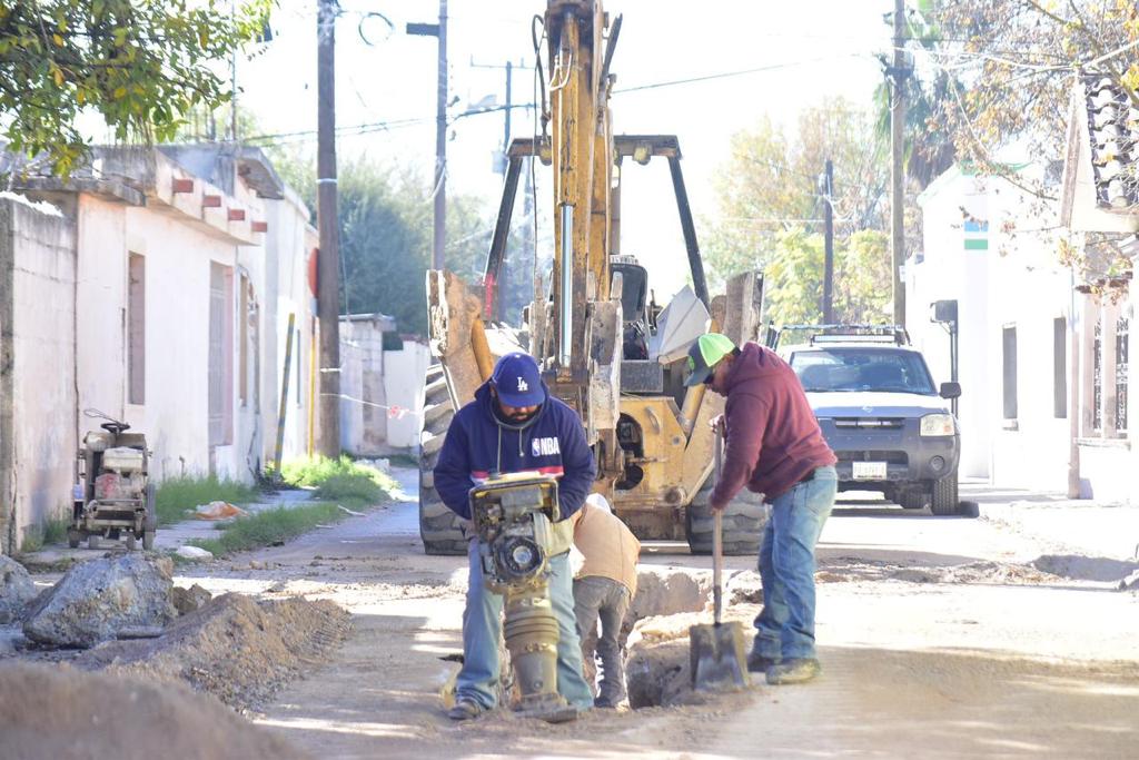 Repara Obras Públicas drenaje sanitario en ZC