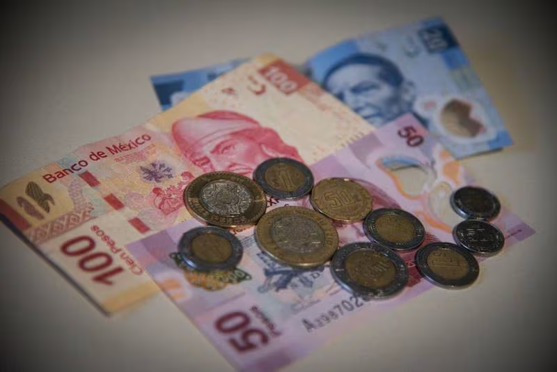 Salario mínimo en México aumenta 20% para 2024: ¿Cuántos pesos subió?