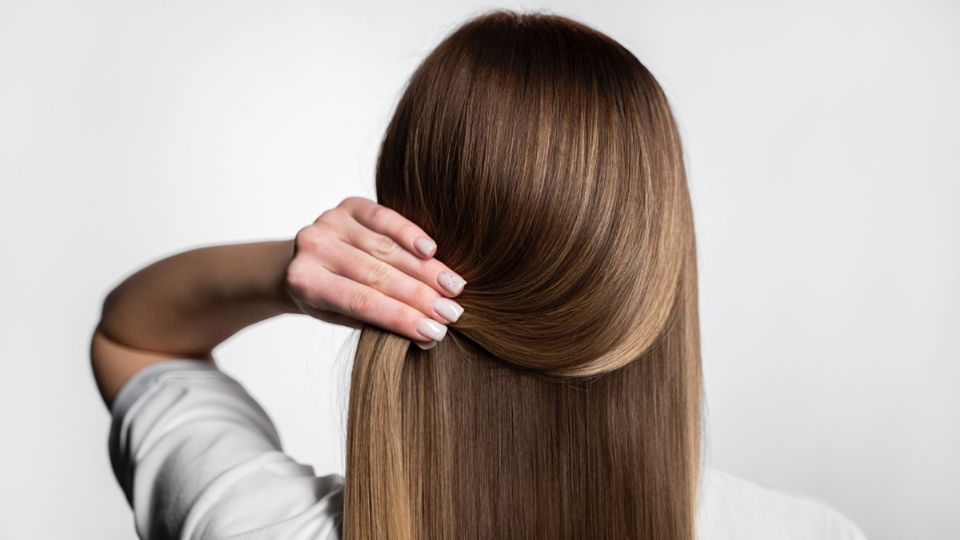 Los 3 alimentos que te ayudarán a tener un cabello increíble