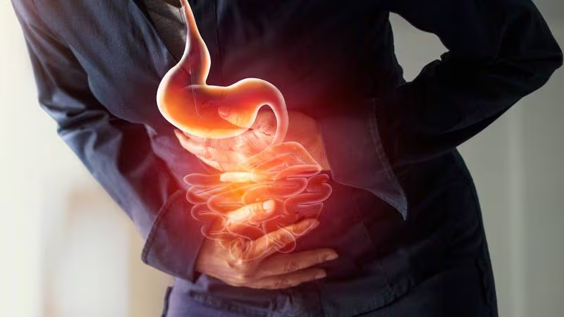 ¿Cómo es y cuáles son los síntomas del cáncer de estómago? Enfermedad que tenía Juan Pablo Adame