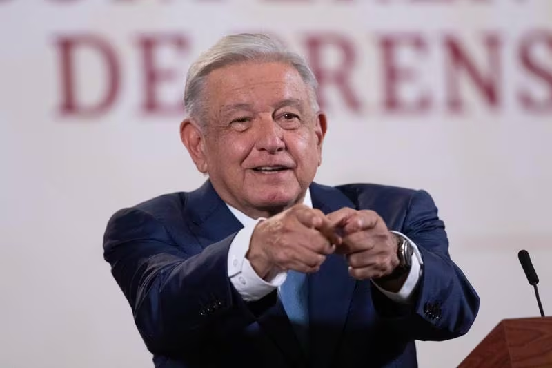 AMLO ‘lamenta’ muerte de Consuelo Loera; descarta medidas de seguridad extra
