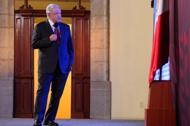 Aumento a salario mínimo 2024: AMLO da a conocer de cuánto será el incremento