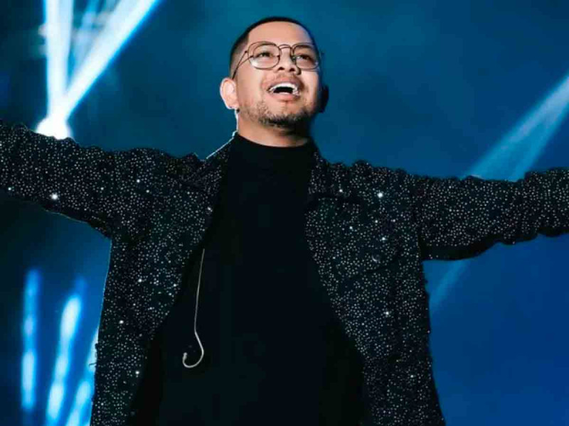 VIDEO.El trágico momento en el que un cantante brasileño sufre un infarto y muere en pleno show