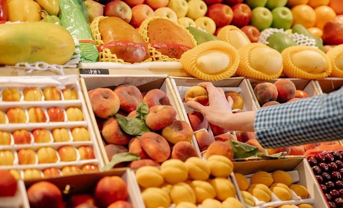 Estas son las frutas que la COFEPRIS reportó como contaminadas