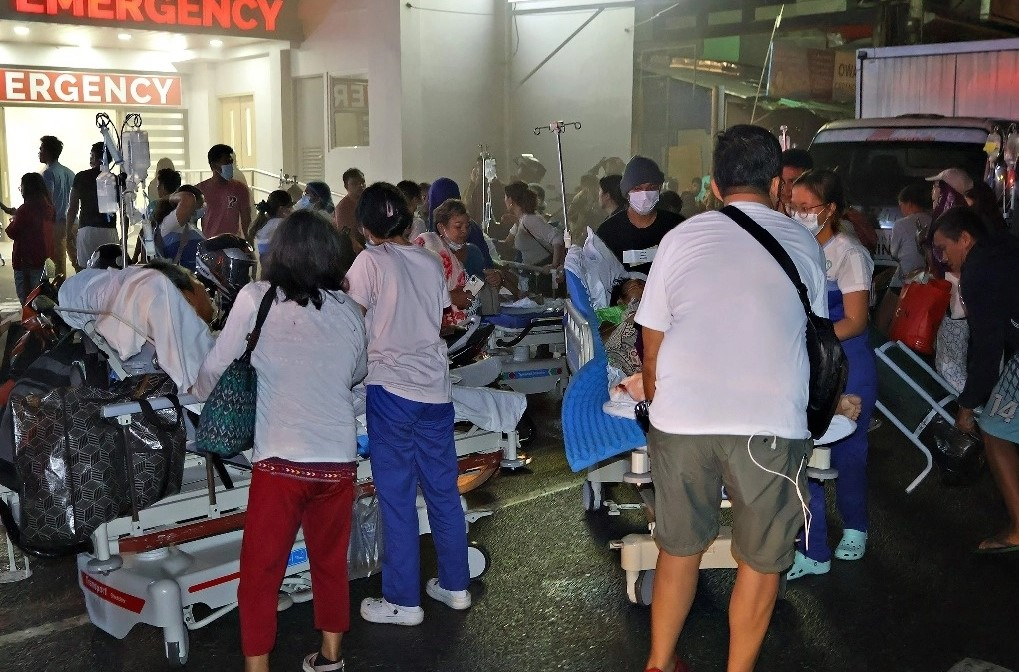 Sismo de magnitud 7.6 en Filipinas; alertan de «tsunami devastador»
