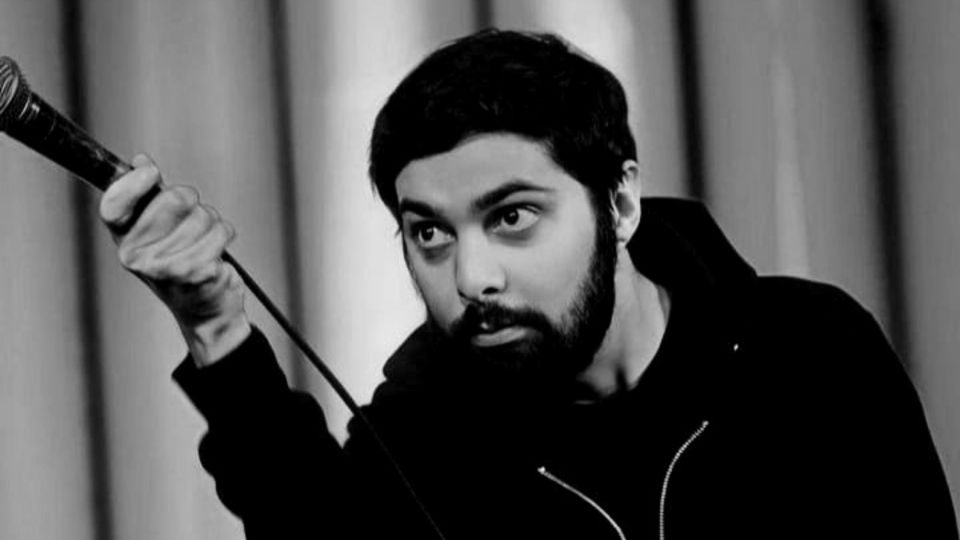 Muere en misteriosas circunstancias reconocido comediante de Comedy Central, tenía 32 años