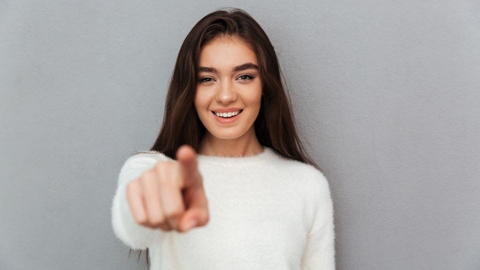 Frases que dicen las personas emocionalmente seguras, según una experta de Harvard