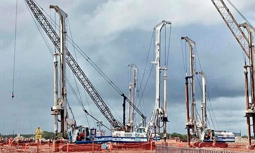 Atacan a balazos a 2 obreros de la refinería Dos Bocas, Tabasco; uno falleció