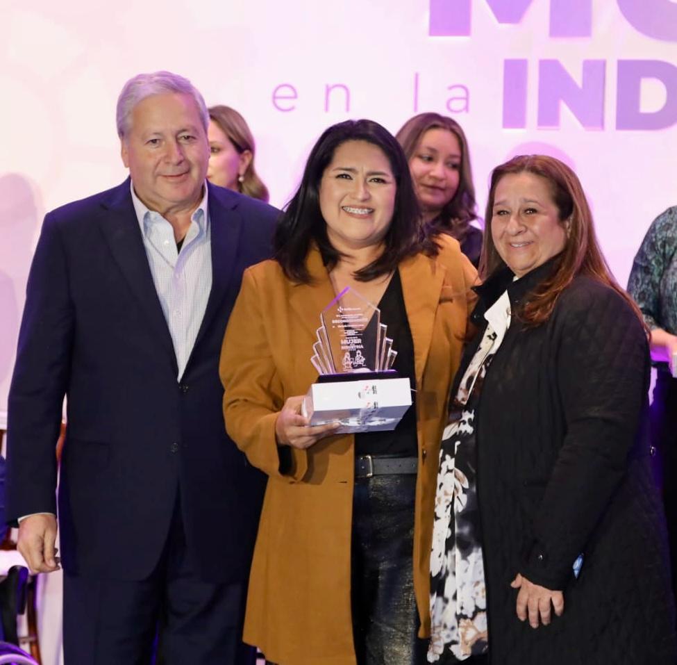 Sigue el trabajo en cultura y con apoyo a las mujeres