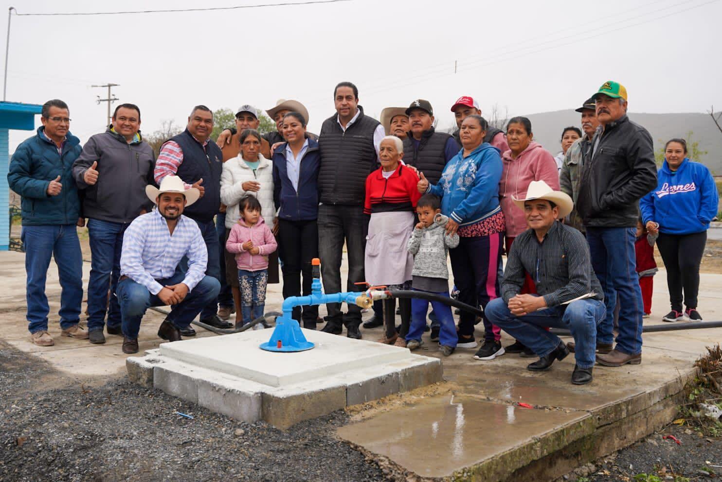 Entregan obras de agua potable en Estación Higo
