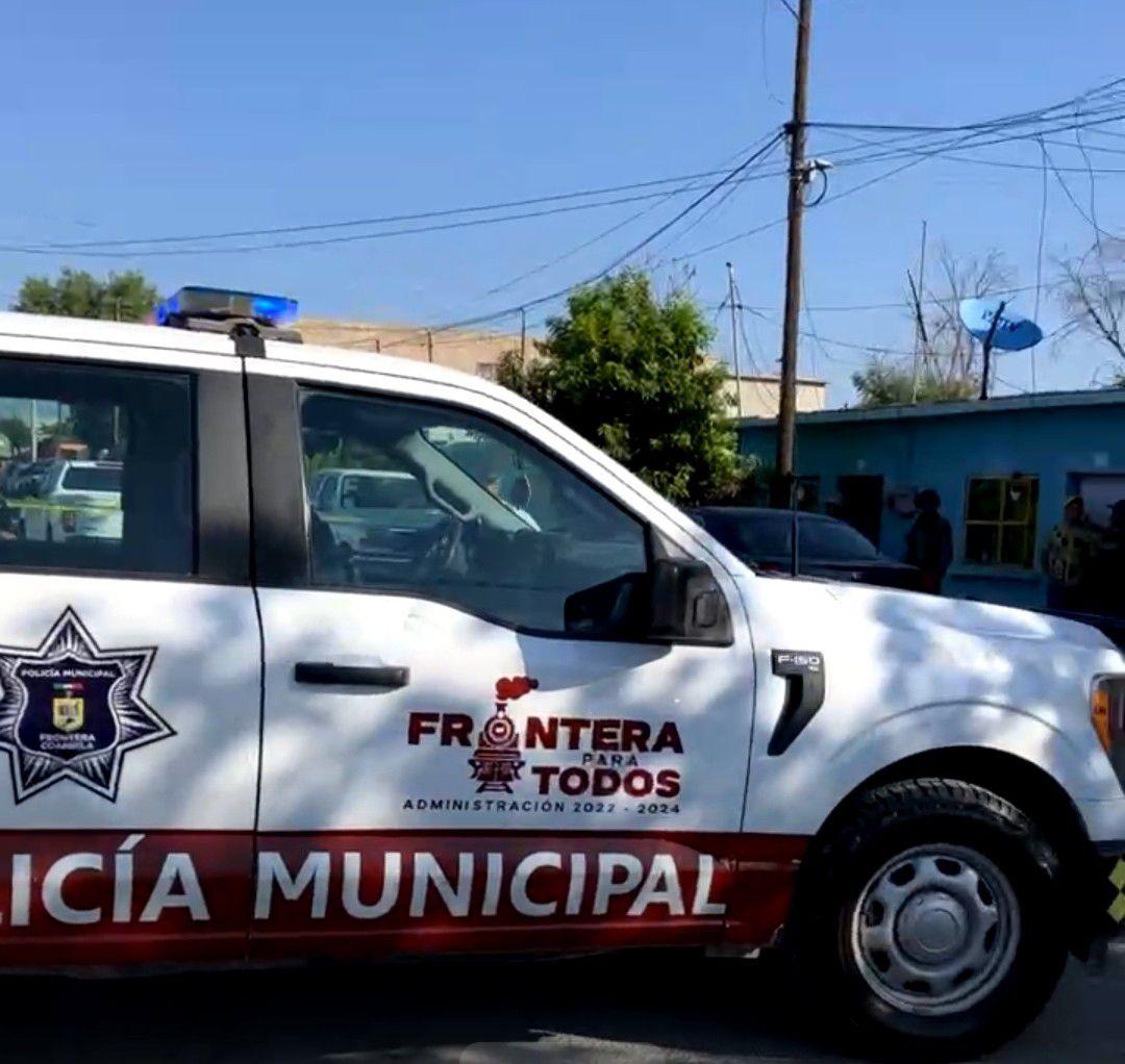 Mujer se quita la vida en su camioneta