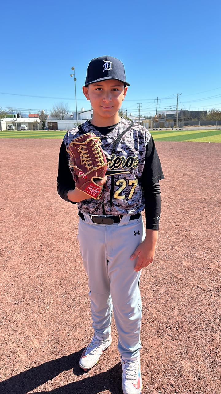  Sin hit ni carrera Lanza Jorge Garza Jr.