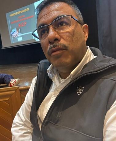 Buscan ciudadanos educarse y ayudar