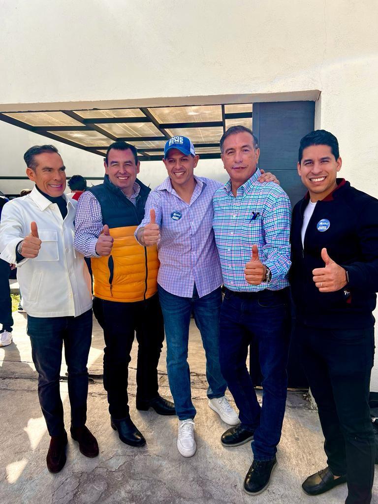 Se reúne Pimentel con docentes y estudiantes