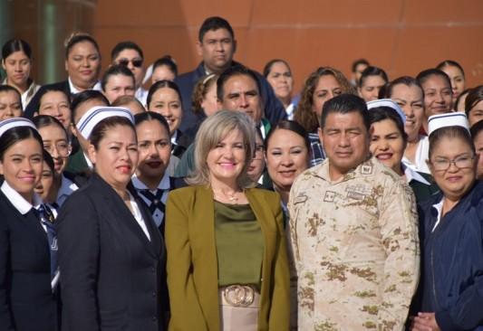 Reconoce Alcaldesa labor de enfermeros