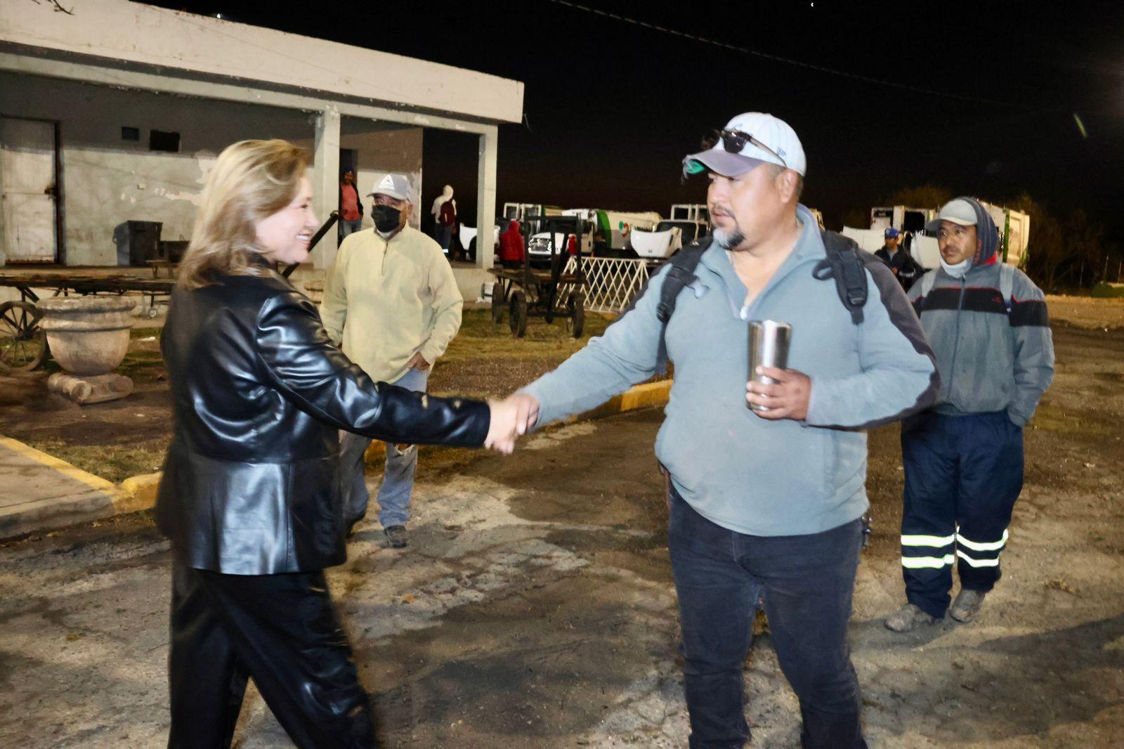 Reconoce Diana Haro a recolectores de basura 