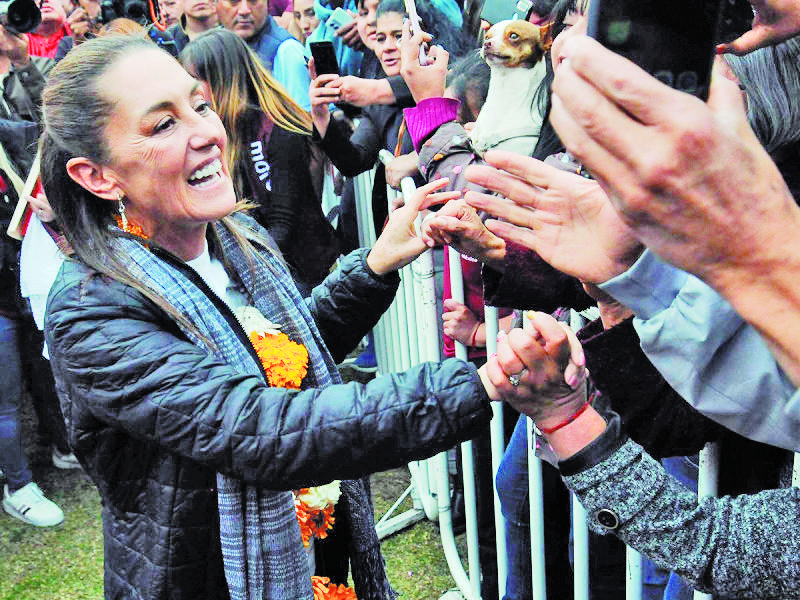 Llama Claudia Sheinbaum a mantener principios de la 4T