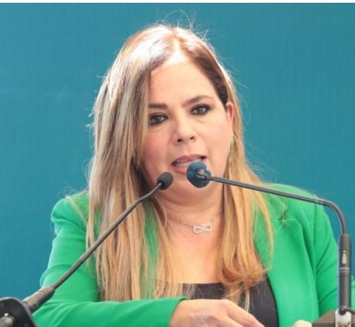 Ajustan universidades planes para necesidades industriales