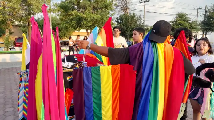 Condena grupo San Aelredo rechazo a lenguaje inclusivo