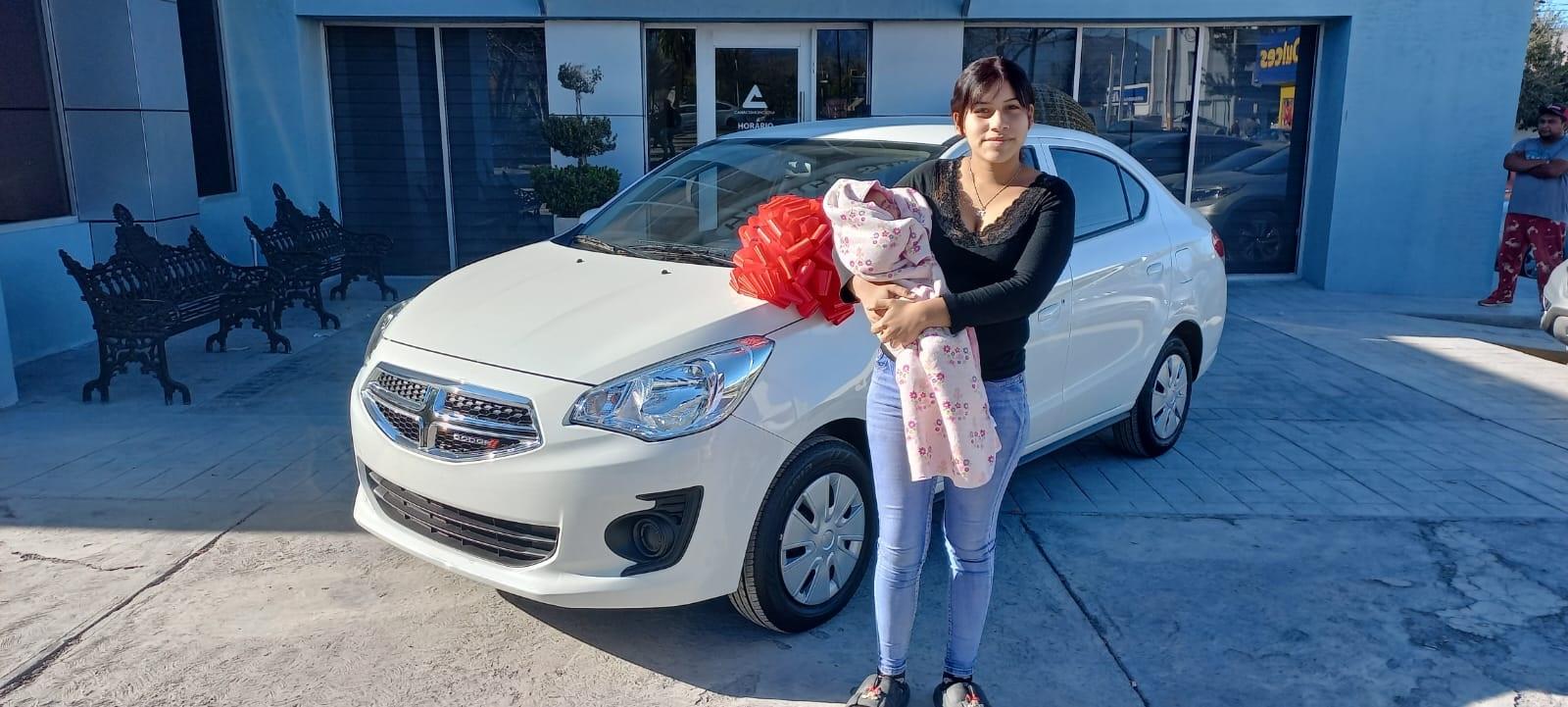 Gana auto de Canaco madre adolescente