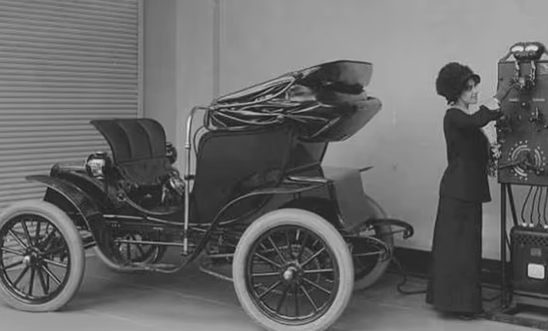Antigua fotografía demuestra que los autos eléctricos ya existían ¡hace 112 años!