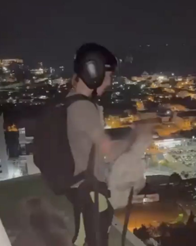 VIDEO: joven muere tras saltar del piso 29 de un edificio, no se abrió su paracaídas