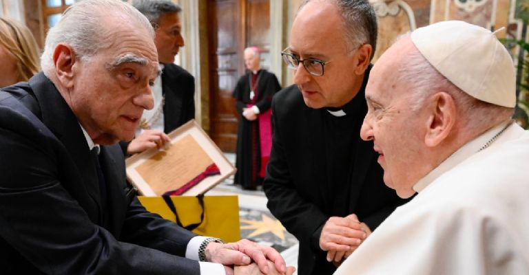 Papa Francisco se reúne con Martin Scorsese; alistan película sobre Jesús