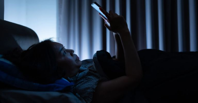 Por esta razón dormir temprano debe ser tu propósito de año nuevo