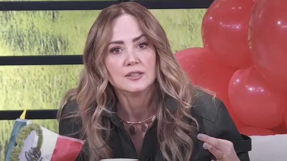 “Vengo a desenmascararla, es arrogante, sangrona, payasa”: ex colaborador de Hoy confirma acusación de Anette Cuburu sobre Andrea Legarreta