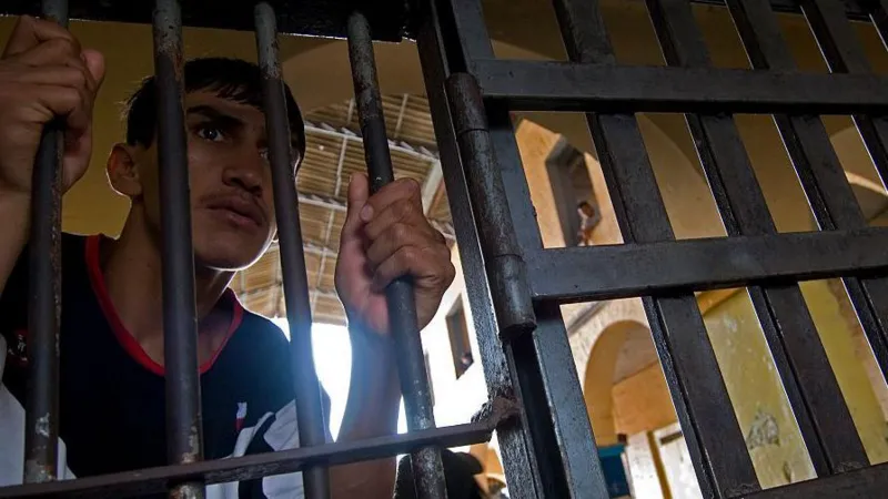 En Ecuador «si siguen metiendo gente a la cárcel van a seguir alimentando las redes del crimen organizado»