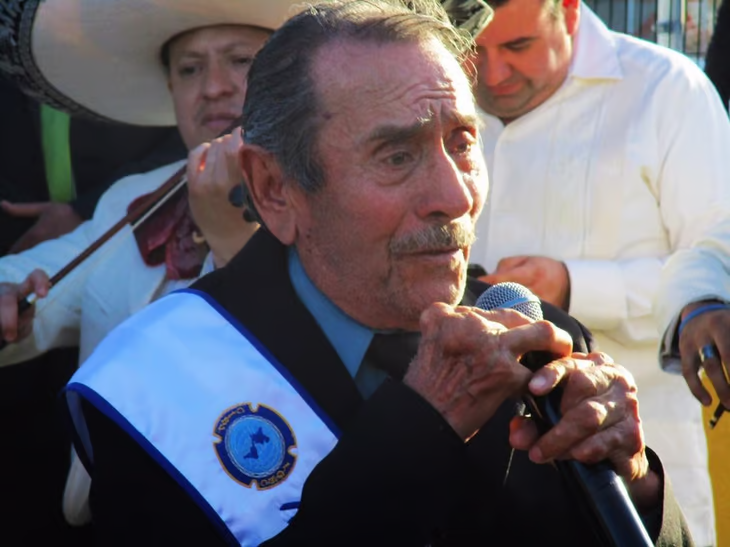 Murió el creador de “Un Puño de Tierra”